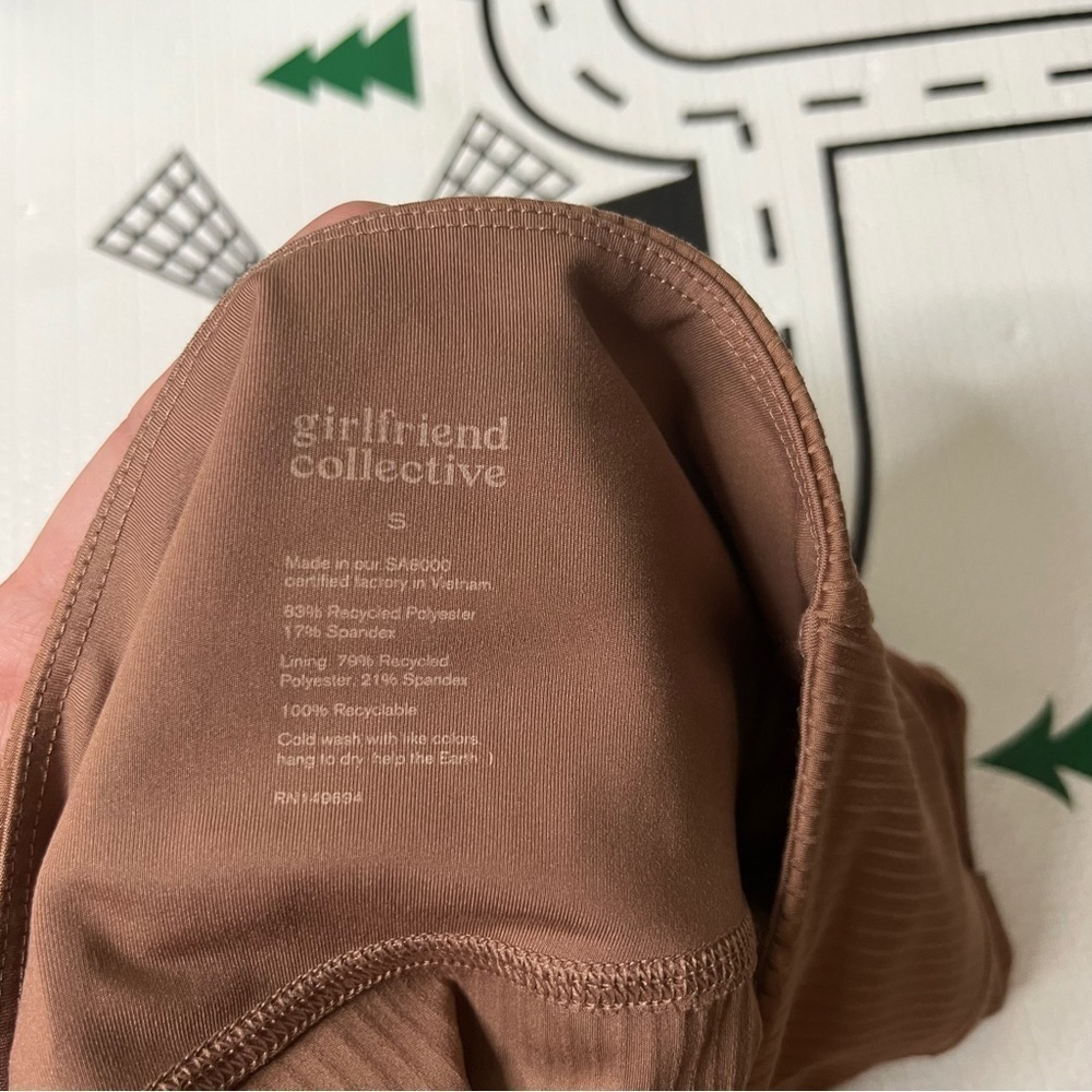 Girlfriend Collective Ribbed Legging - Picture 5 of 6